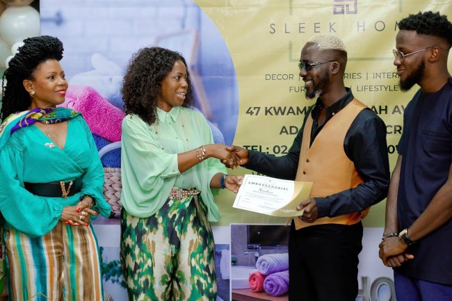 Niashun becomes brand ambassador for Sleek Garments Export Limited